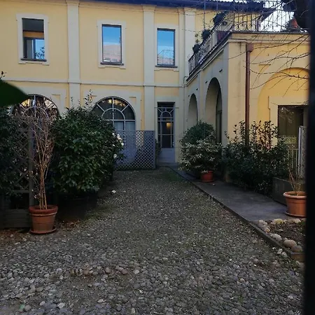 Lisander And Terrace Nocleg ze śniadaniem